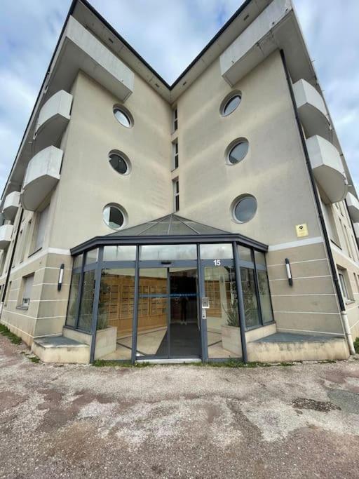 Le Clairvaux - Proche Centre Avec 1 Place En Parking Souterrain Dijon Luaran gambar